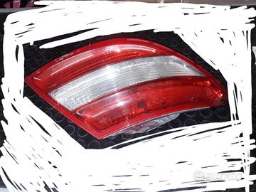 STOP FANALE POSTERIORE SINISTRO MERCEDES Classe C