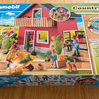 Gioco fattoria nuovo  playmobil 4/10 anni