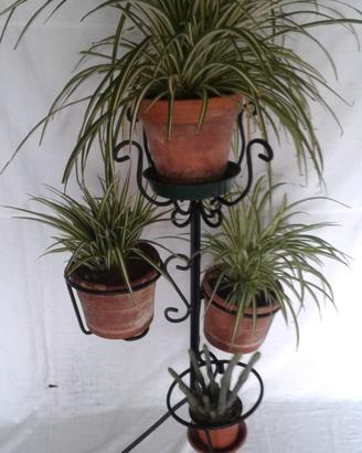 Porta vasi in ferro battuto