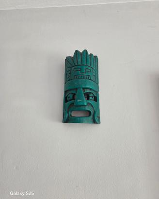 maschera turchese in legno 