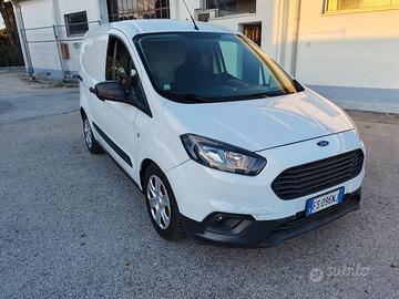 ford  transit courier