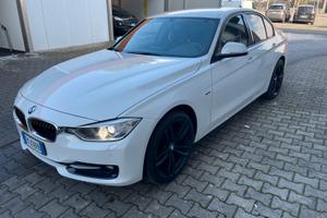 bmw 318d sport adatta a neopatentati