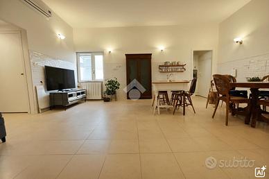 2 LOCALI A QUARTU SANT'ELENA