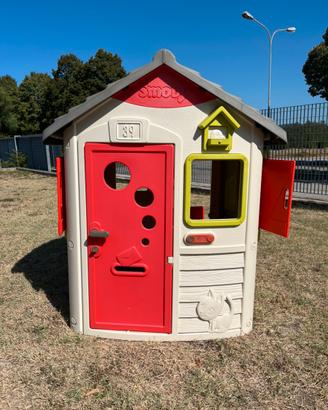 Casetta Smoby per bambini con recinto