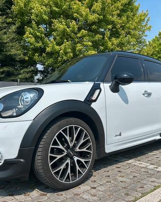 Mini Cooper Countryman SD