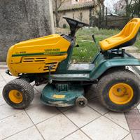 Trattorino tagliaerba