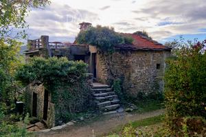 Casale con terrazzo panoramico e giardino