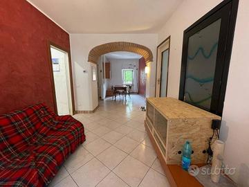 Casa indipendente di 312 m² con più di 5 locali e 