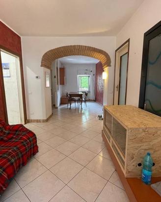 Casa indipendente di 312 m² con più di 5 locali e 