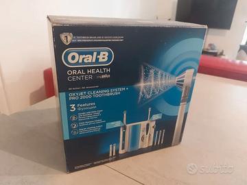 Braun Oral-B Oxyjet + Spazzolino elettrico Pro2000