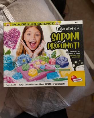 Laboratorio di saponi profumati