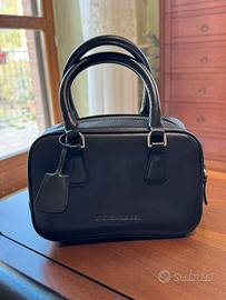 Borsa in vera pelle nera Zara