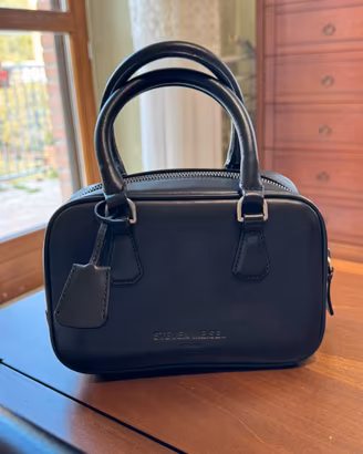 Borsa in vera pelle nera Zara