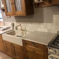 Cucina In legno massiccio  pezzo unico NUOVA