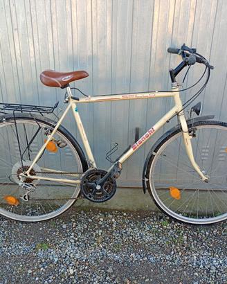Bicicletta uomo e corsa