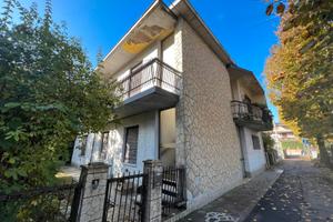 Casa indipendente con 2 unita'