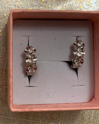Orecchìni in argento con diamanti