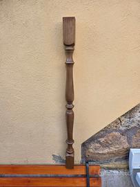 Colonnine in legno