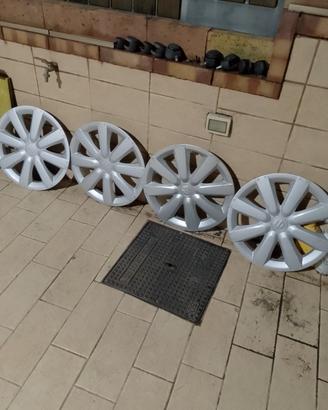 copricerchi da 16 Suzuki SX4 nuovi