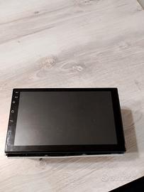 Schermo touch per auto