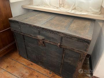 Baule da viaggio d'epoca