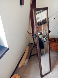 specchio a colonna in perfette condizioni...