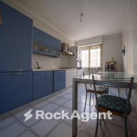 ELEGANTE E SIGNORILE VIA BUDAPEST