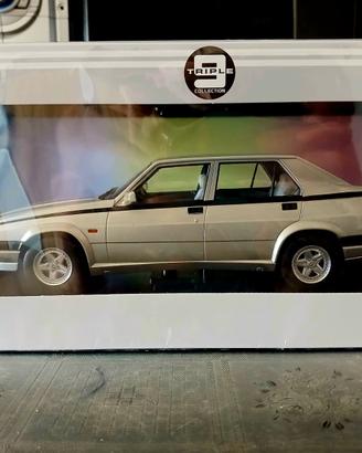 Alfa Romeo 75 triple9 1/18 nuova