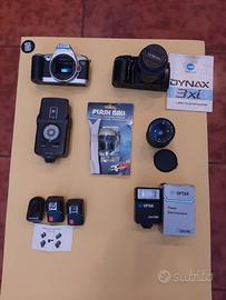Macchine fotografiche analogiche e accessori vari