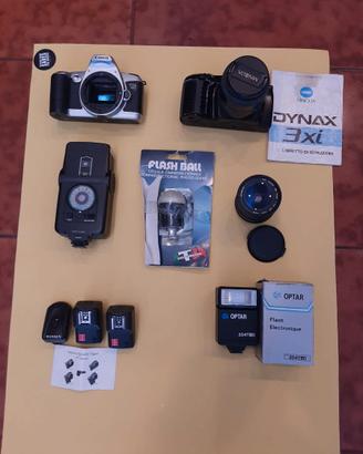 Macchine fotografiche analogiche e accessori vari
