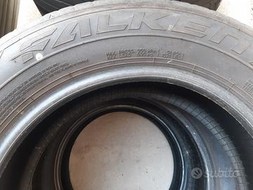 gomme 215 60 16