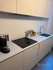 Cucina Polaris con elettrodomestici