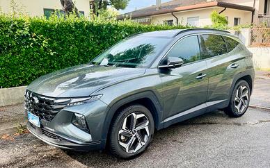 Hyundai Tucson Full Hybrid + Catene neve