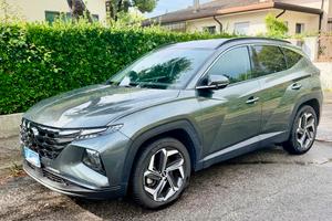 Hyundai Tucson Full Hybrid + Catene neve