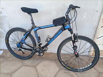 bici MTB WHISTLE carbonio 
