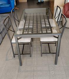 Tavolo con 4 sedie anche da esterno outdoor