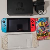Nintendo Switch con Arms e memoria extra
