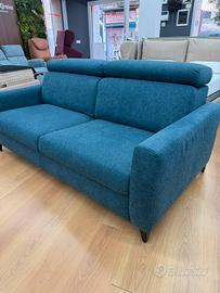 Divano con chaise long apribile NUOVO !!!