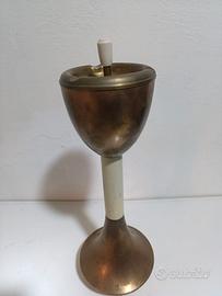 Posacenere a colonna in ottone