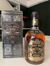 CHIVAS REGAL 12Y VINTAGE CON BOX ARGENTO