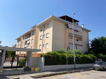 Appartamento con tre camere in a Latina