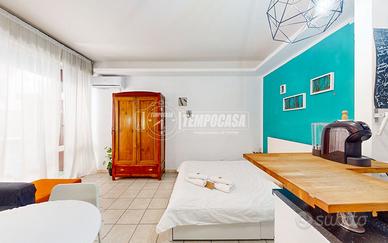 BILOCALE CON TERRAZZINO