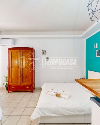 BILOCALE CON TERRAZZINO