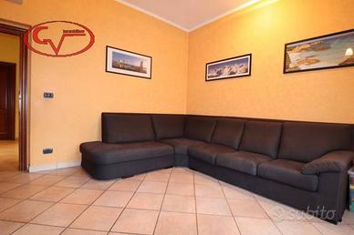 Villa di 140 m² con più di 5 locali a Montevarchi