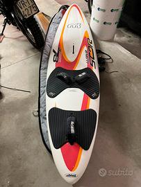 Mistral tavola windsurf