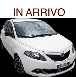 Lancia Ypsilon 1.0 FireFly 5 porte S&S Hybrid Gold