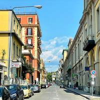 MONOLOCALE A NAPOLI