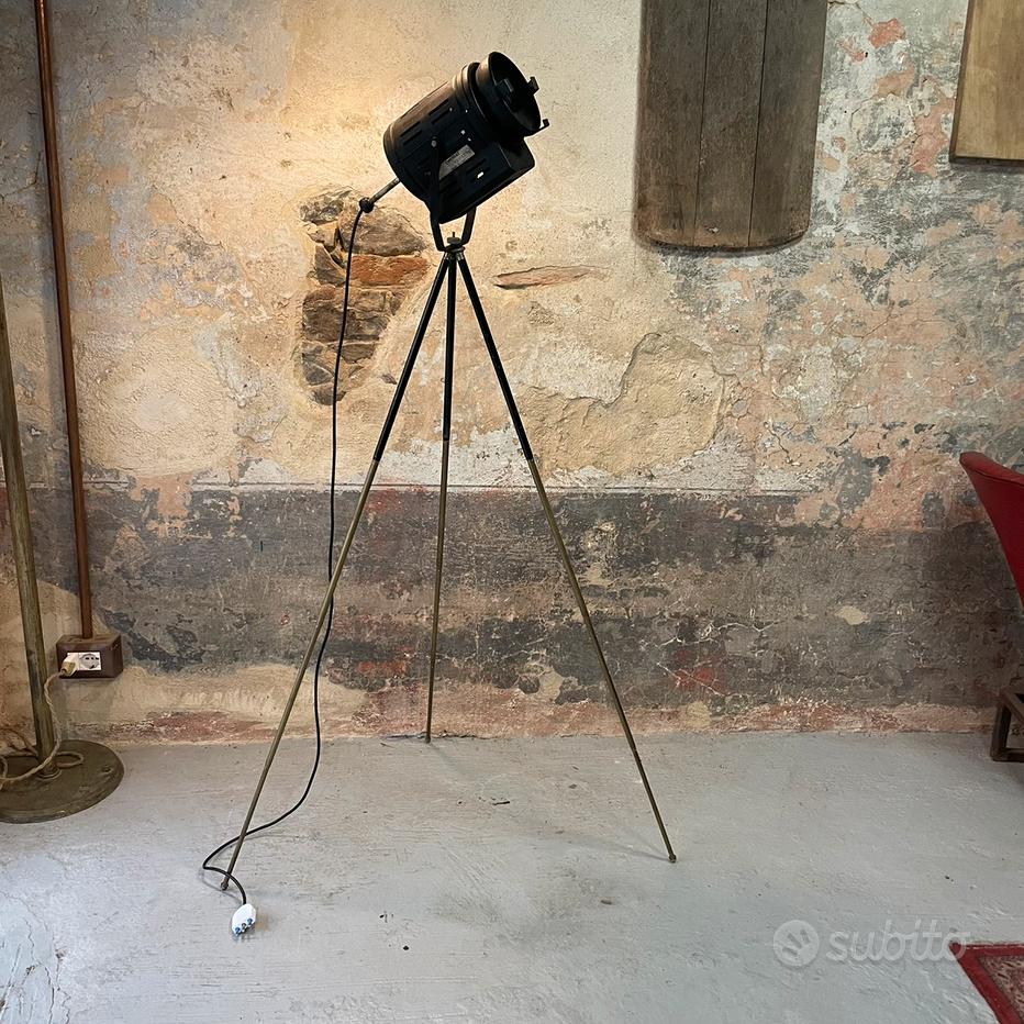 Hollywood Studio Spotlight Searchlight Treppiede Lampada