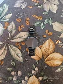 Samsung Galaxy Watch 6 44mm with a few gadgets
