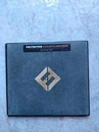 CD foo fighters - concrete and gold 